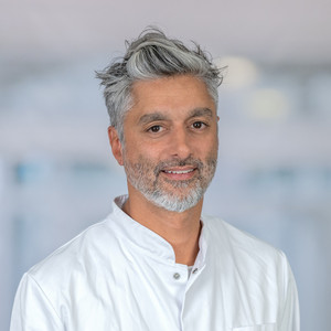 Marc Kumaran Winslow Oberarzt in der Abteilung Anästhesiologie, Intensivmedizin und Schmerztherapie - Immanuel Herzzentrum Brandenburg in Bernau bei Berlin Marc Kumaran Winslow Oberarzt in der Abteilung Anästhesiologie, Intensivmedizin und Schmerztherapie - Immanuel Herzzentrum Brandenburg in Bernau bei Berlin